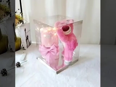 Vào mùa tốt nghiệp, tôi tặng cho bạn cùng lớp và giáo viên những con búp bê gấu dâu tây, bó hoa hồng, Qixi