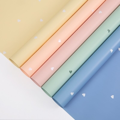 Giá tốt. Valentine's Day Heart-Print Oya Paper Waterproof Solid Color Floral Wrapping Paper for Bouquets Nhà hoa 56cm*56cm tùy chỉnh trực tuyến