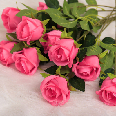Giá tốt. Hoa hồng núi tuyết nhân tạo màu đỏ hoa nhân tạo đơn cưới nhà trang trí ngày Valentine hoa nhân tạo trực tuyến