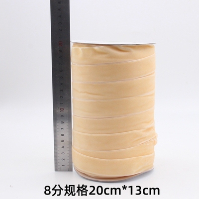 Giá tốt. Các chiều rộng khác nhau của băng cong trong kho, băng nhung đỏ lớn với màu sắc nhuộm tùy chỉnh trực tuyến