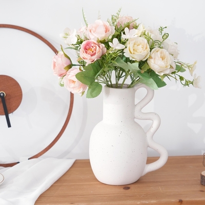 Giá tốt. Phong hoa hoa Nam dại giả mạo Hoa hồng hoàn thiện Bouquet Ins phong cách trang trí nhà hoa nhân tạo trang trí đám cưới xuyên biên giới bán nóng trực tuyến