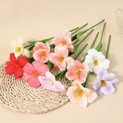 Giá tốt. Mô phỏng Brownie mở Tulip PU Mô phỏng hoa ẩm chạm đám cưới phòng khách trang trí bó hoa giả trực tuyến