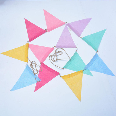 Giá tốt. Cờ Bunting vải bố đầy màu sắc cho lễ kỷ niệm trực tuyến
