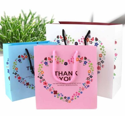 Giá tốt. Tờ giấy huỳnh quang 70GSM với nhiều màu sắc khác nhau 500 tờ mỗi gói trực tuyến