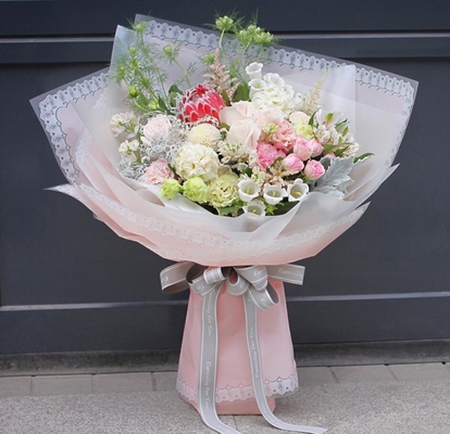 Giá tốt. Giấy gói hoa màng nhựa 58cm*58cm trực tuyến
