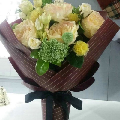 Giá tốt. Màu sắc khác nhau In tờ giấy màu cho doanh nghiệp trực tuyến
