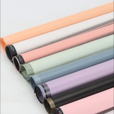 Giá tốt. Giấy bọc biên vàng sọc 57 * 57CM cho đóng gói quà tặng hoa thủ công trực tuyến