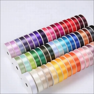 Giá tốt. Polyester trang trí băng quà satin 10mm 100mm Custom Roll để đóng gói Giáng sinh trực tuyến