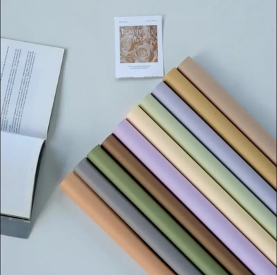 Giá tốt. 2024 Hàn Quốc Matte Waterproof Solid Color giấy hoa giấy bọc hoa Bouquet Packaging Nhà bán hoa trực tuyến