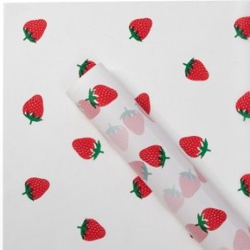 Giá tốt. Bức giấy bọc hoa không thấm nước có cạnh dâu tây mờ bọc hoa chất liệu giấy hoa trong suốt bán buôn trực tuyến