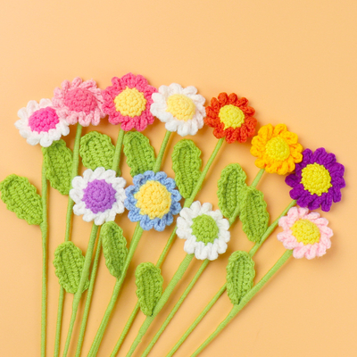 Giá tốt. Nhiều màu sắc thủ công crochet hoa Daisy bó hoa hoa nhân tạo hoa sáng tạo hoàn hảo quà ngày Valentine cho người bạn thân nhất trực tuyến