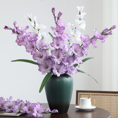 Giá tốt. Hoa nhân tạo cao cấp, hoa nhân tạo gladiolus một nhánh, trang trí phòng khách và bàn ăn, đồ dùng chụp ảnh đám cưới, bó hoa nhân tạo trực tuyến