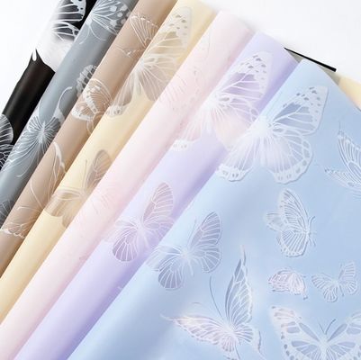 Giá tốt. Creative Valentine's Day Butterfly Dance In printed Waterproof Flower Arrangement Hoa đóng gói giấy trực tuyến