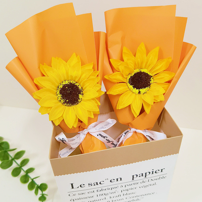 Giá tốt. Mùa tốt nghiệp mô phỏng hoa hoa hướng dương bó hoa mini đã hoàn thành hoa hướng dương hoa hồng xà phòng hoa lưu niệm trực tuyến