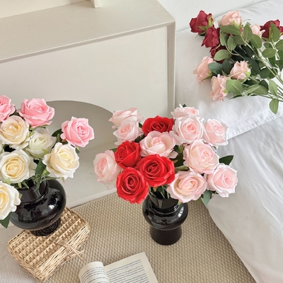 Giá tốt. Cây hoa hồng thật, hoa giả duy nhất, trang trí nhà, trang trí bàn ăn trong phòng khách, trang trí hoa trong phòng đám cưới, trang trí, trang trí hoa trực tuyến