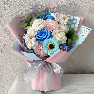 Giá tốt. Ngày Valentine hoa hồng xà phòng bó hoa quà tặng sáng tạo hoa nhân tạo bán buôn trực tuyến
