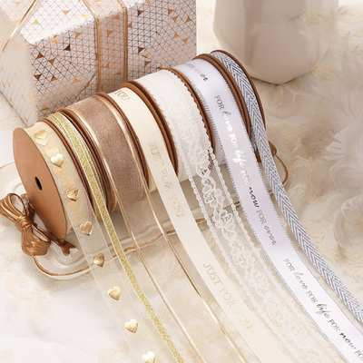 Giá tốt. Ruy băng lụa tuyết trang trí quà Giáng sinh 520 bằng lụa polyester vàng và bạc trực tuyến