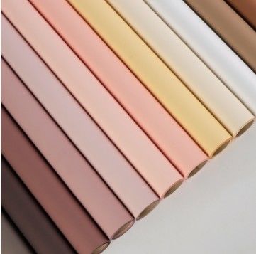 Giá tốt. Giấy bọc hoa hoa khô mat 57*57cm BOPP cho các sản phẩm trực tuyến