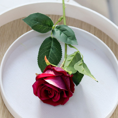 Giá tốt. Hoa hồng nhân tạo nhung, thác hoa hồng, hoa giả ngày Valentine, trang trí đám cưới tại nhà, hoa hồng check-in phổ biến trực tuyến