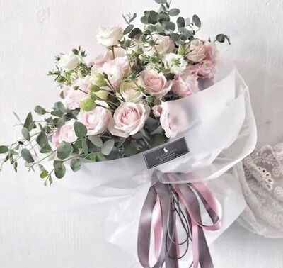 Giá tốt. Dải băng đơn giản để bọc trực tuyến