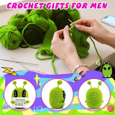 Giá tốt. Handmade Knit Positive Extraterrestrial Martian Doll Birthday Classmate Fathers Graduation Gifts Crochet Doll trực tuyến