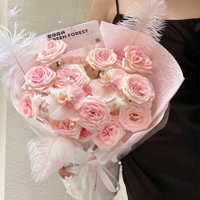 Giá tốt. Chiếc bouquet hoa xà phòng thủ công sang trọng Hoa hồng hỗn hợp Hoa hướng dương Magnolia Polyester Hoa nhân tạo Mô hình quà tặng hiện đại Bouquet cho sinh nhật Đám cưới Ngày lễ Valentine trực tuyến