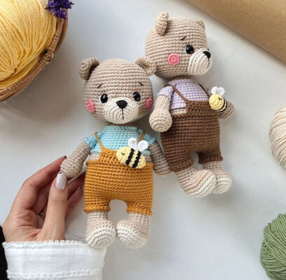 Giá tốt. Handmade Crochet Amigurumi Bear Doll Baby Soft Teddy Animal Toy for Kids trực tuyến