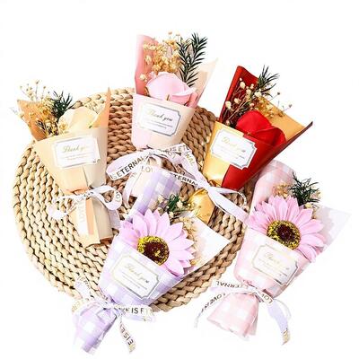Giá tốt. Mini Bouquet Modern Minimalist Soap Flower Mini Dried Flower Bouquet Creative Wedding Guest Favorite Holiday Decor Gift (Mini Bouquet Hoa khô hiện đại) trực tuyến