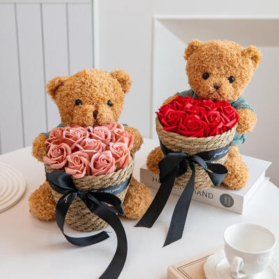 Giá tốt. Thiết kế hoạt hình hiện đại Hoa hồng nhân tạo Bán buôn số lượng lớn Quà tặng trang trí nhiều ngày lễ với kích thước gói 20 × 20 × 25cm trực tuyến