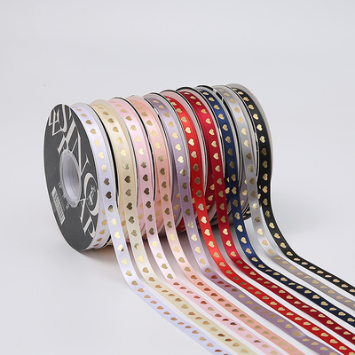 Giá tốt. Thiết kế hình trái tim Ruy băng satin để gói quà trang trí Giáng sinh Chiều rộng 10mm trực tuyến
